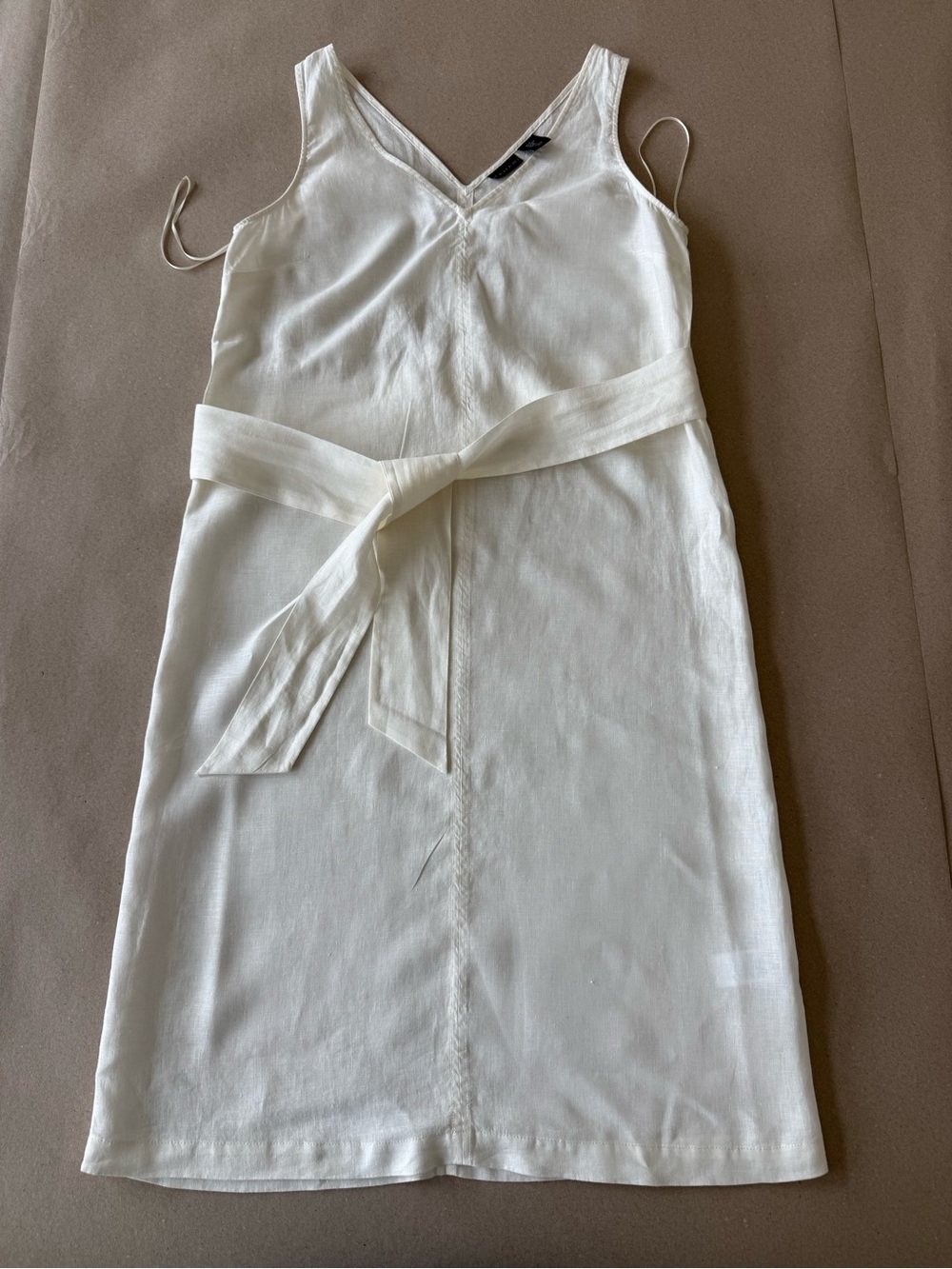 Tahari — NWOT Organic Linen Midi Dress — Size M